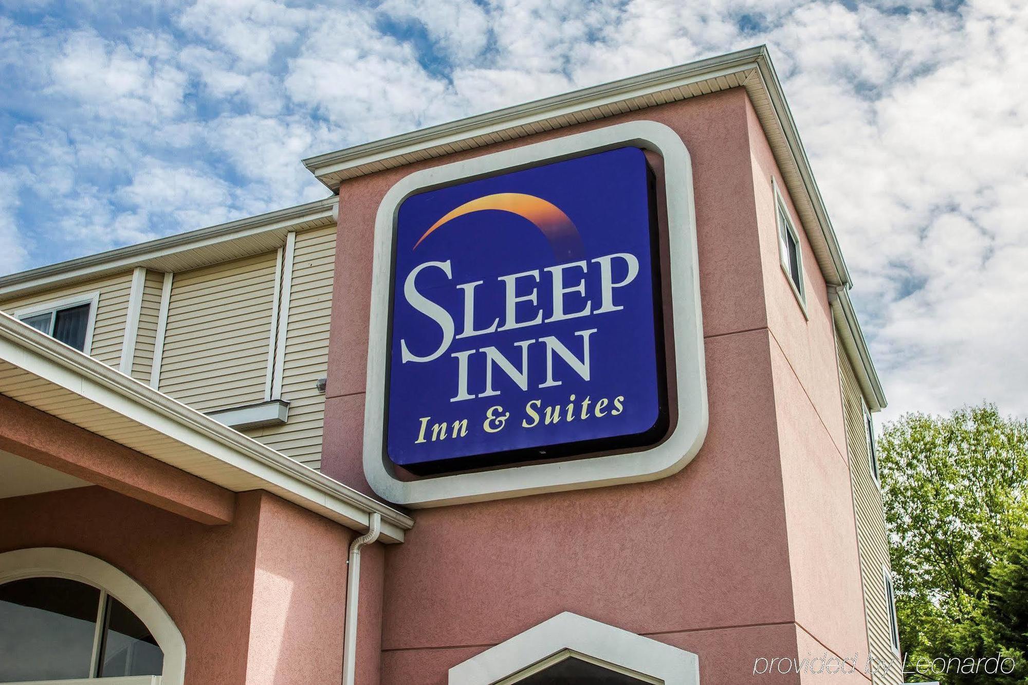 Sleep Inn & Suites Niantic Bagian luar foto